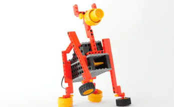 ベーシックコースで製作する二足型ロボット