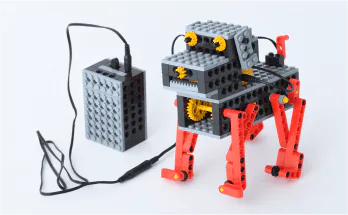 ミドルコースで製作する四足歩行ロボット
